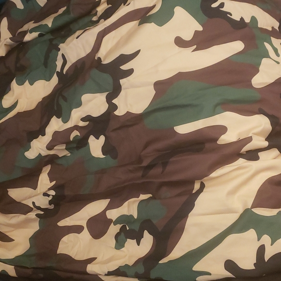 Skirt - Picture 2 of 3